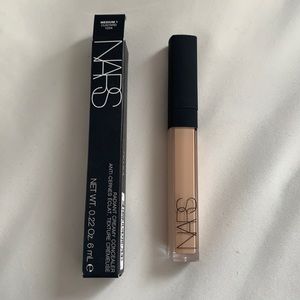 Brand new Nars Radiant Creamy Concealer in Custard